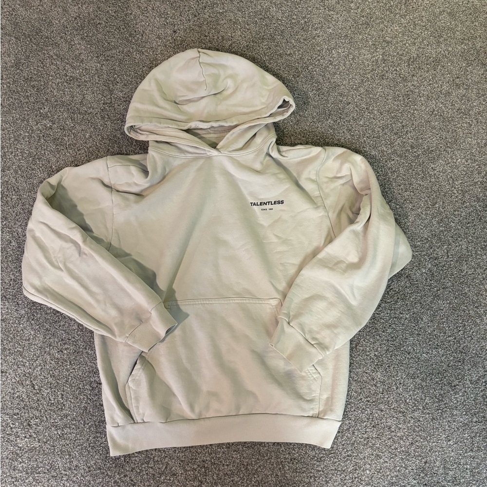 Talentless women’s circle logo hoodie